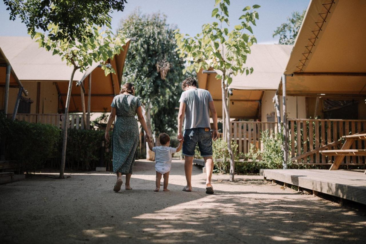 Camping Senia Caballo De Mar Пинеда де Мар Екстериор снимка