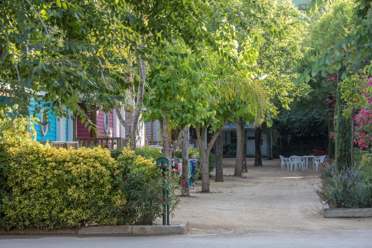 Camping Senia Caballo De Mar Пинеда де Мар Екстериор снимка